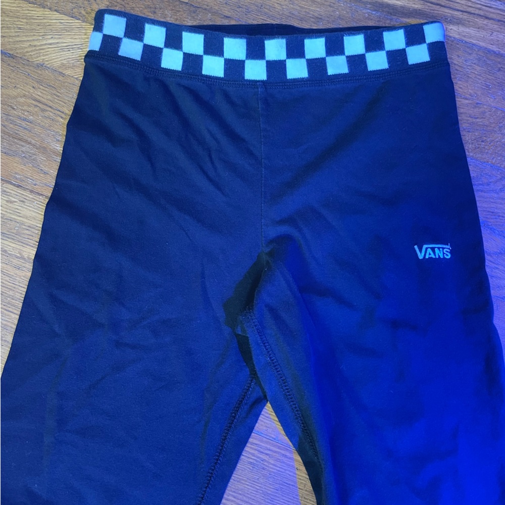 Vans leggings with classic checkered waistband. Size Small.
